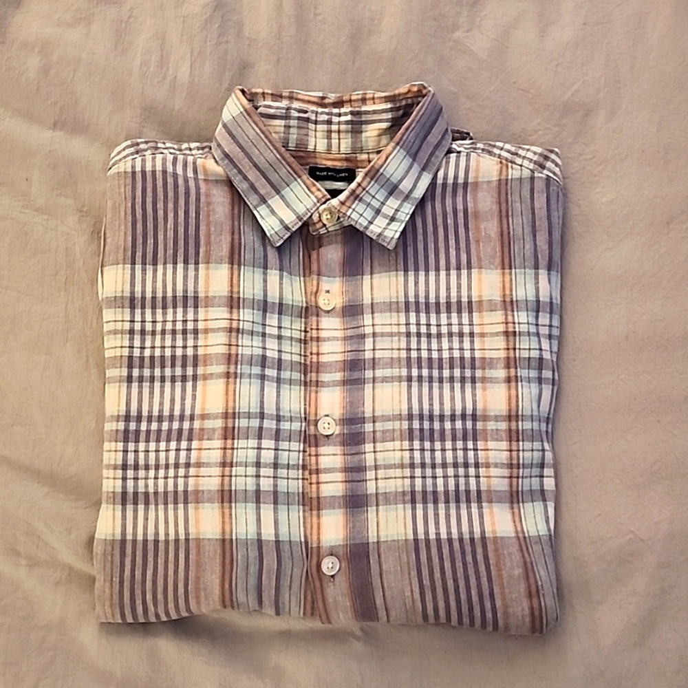 Mens GAP button up shirt